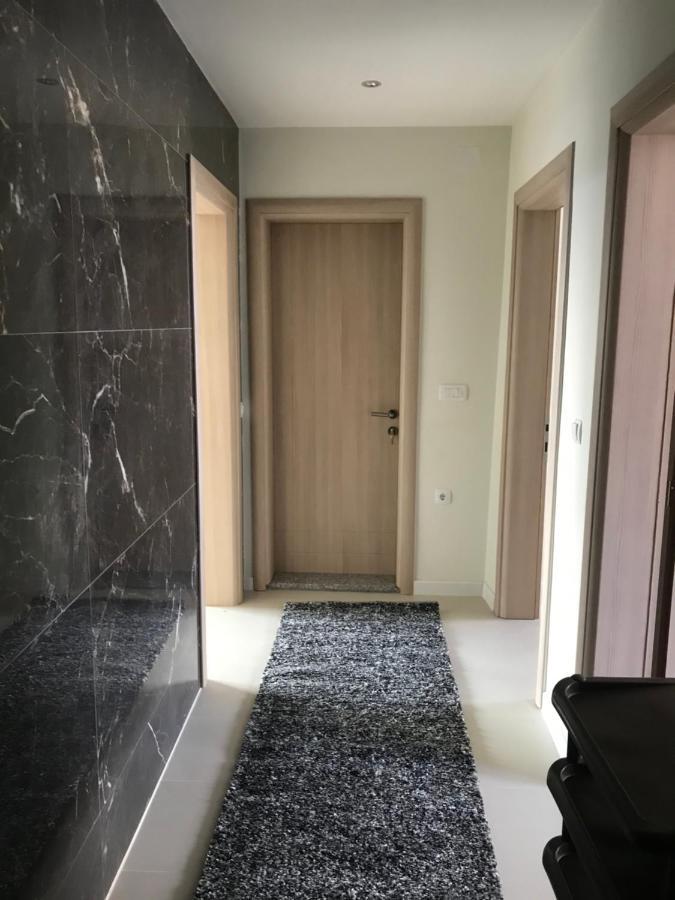 Anton Apartment Kočani Extérieur photo
